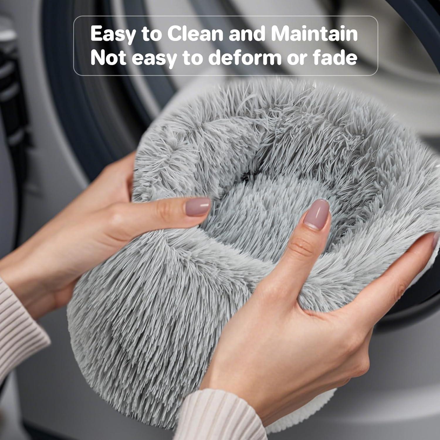 Why Our Kittens Love This ‍Cozy, Non-Slip‍ Donut Bed